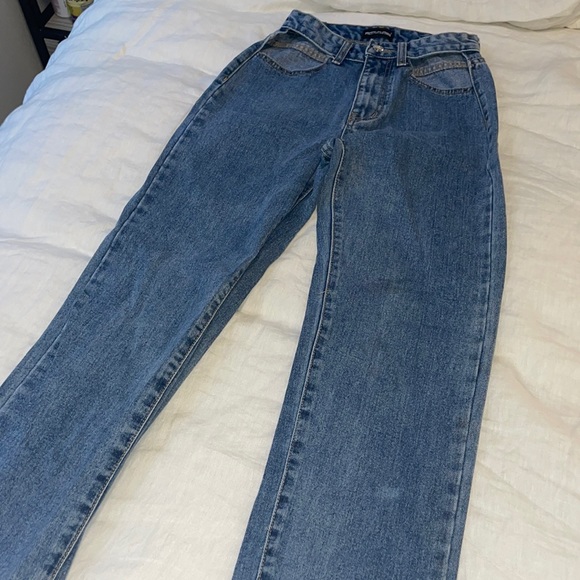 Mid Blue Wash Cut Out Hip Split Hem Jeans - Picture 7 of 7